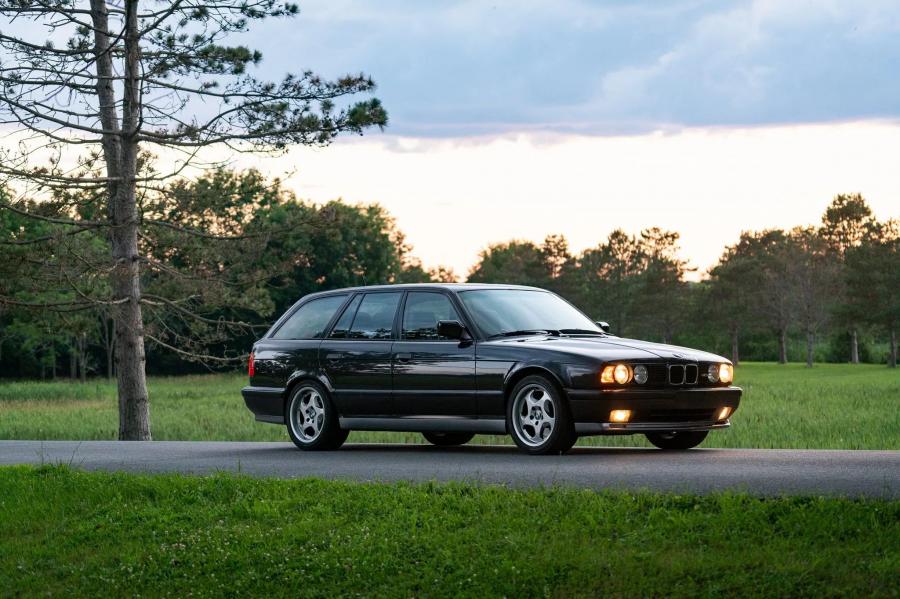  BMW M5 Touring (E34) 1992 года  (EU) (фото 32 из 94)